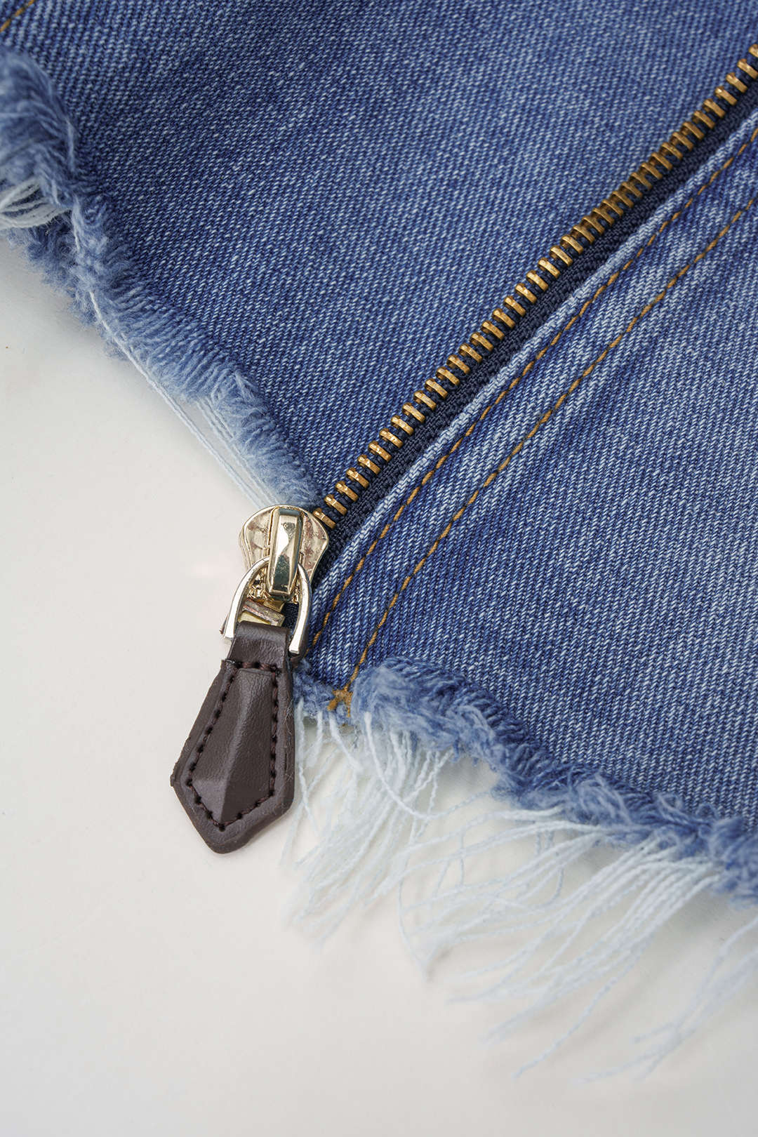 Denim Frayed Zipper Pocket Shorts