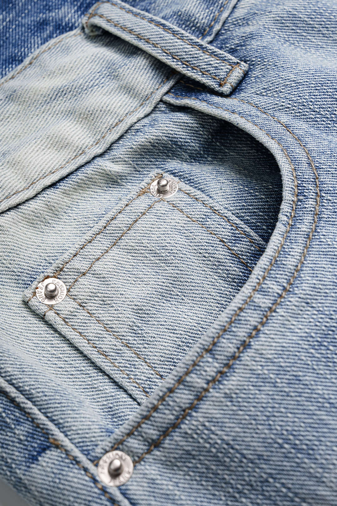 Denim-shortsit, korkea vyötärö