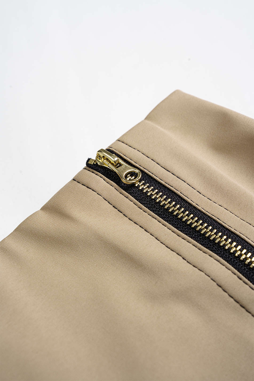 High Waist Ruched Zipper Shorts