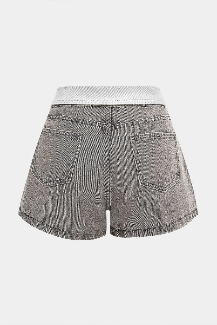 Denim-kontrastiset korkeavyötäröiset leveälahkeiset shortsit