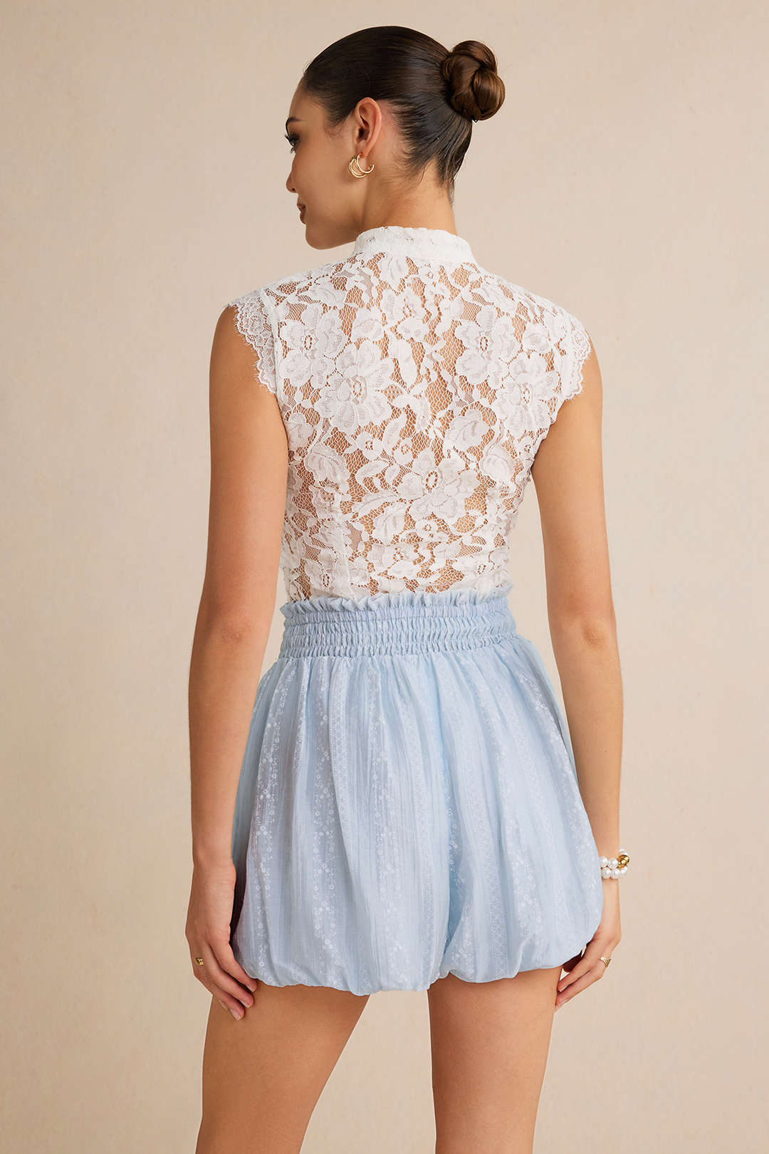 Textured Ruched Knotted Pocket Shorts