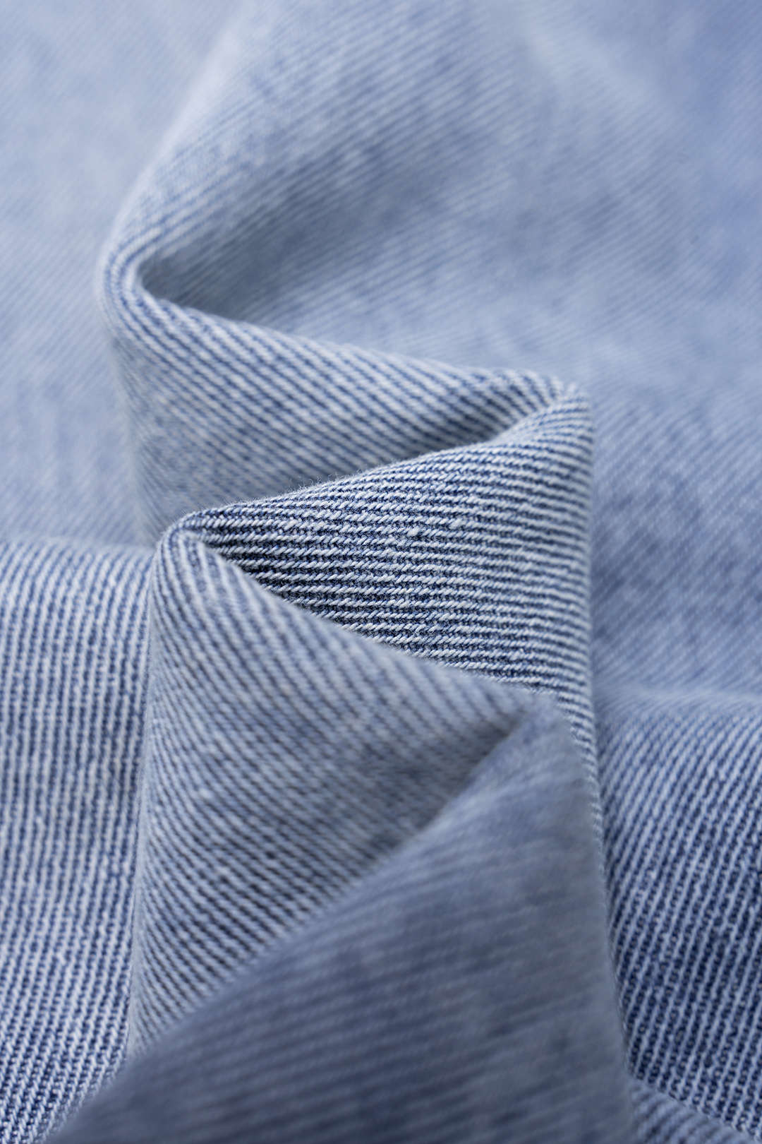 Asymmetriset denim-tynnyrihousut