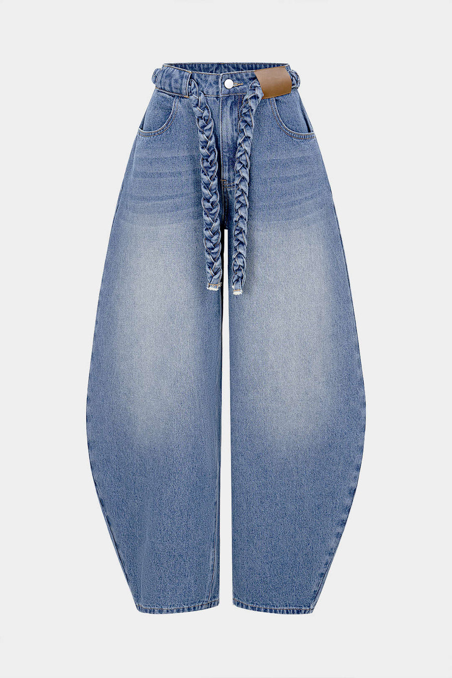 Denim-farkut, joissa on vyö ja taskut sekä leveät lahkeet