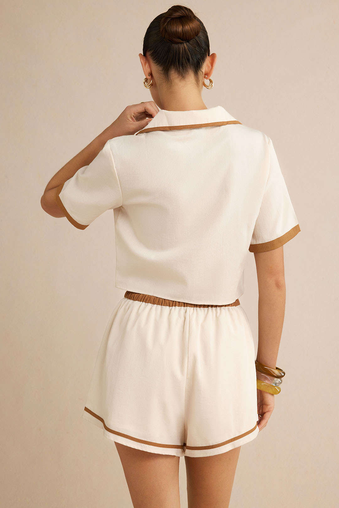 Contrast Binding Tie-Up Shorts