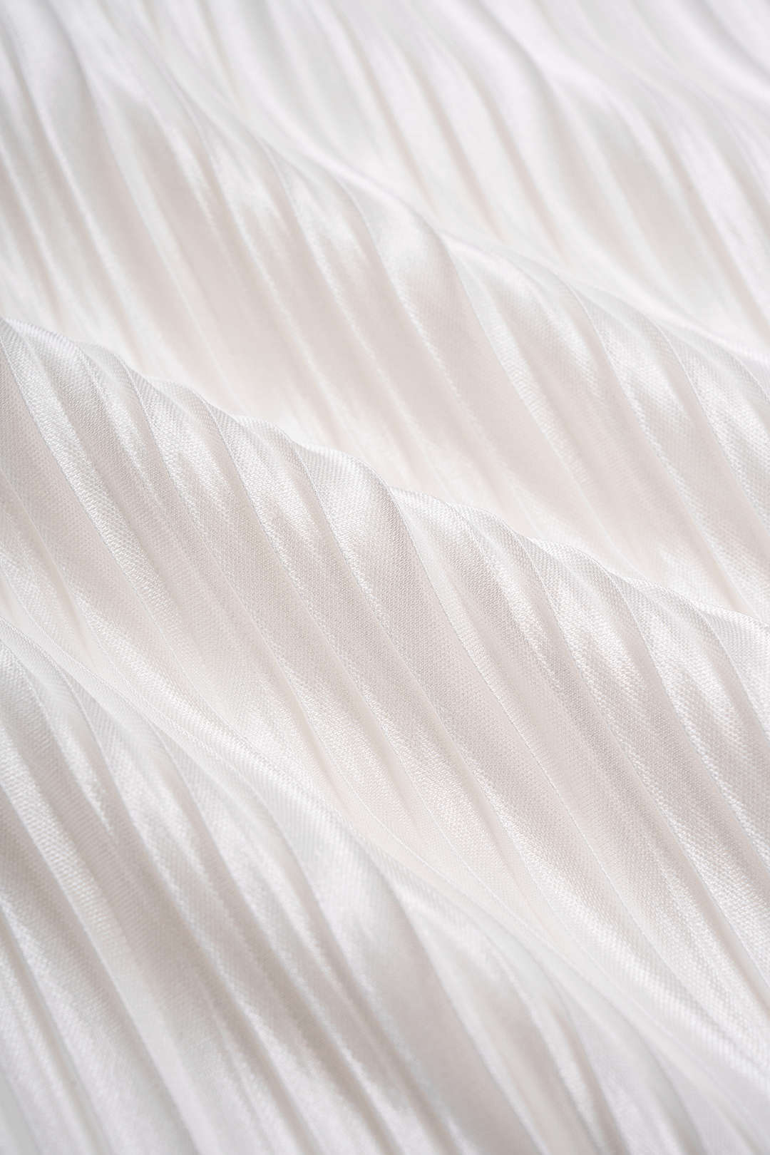 Solid Pleated Slit Maxi Dress