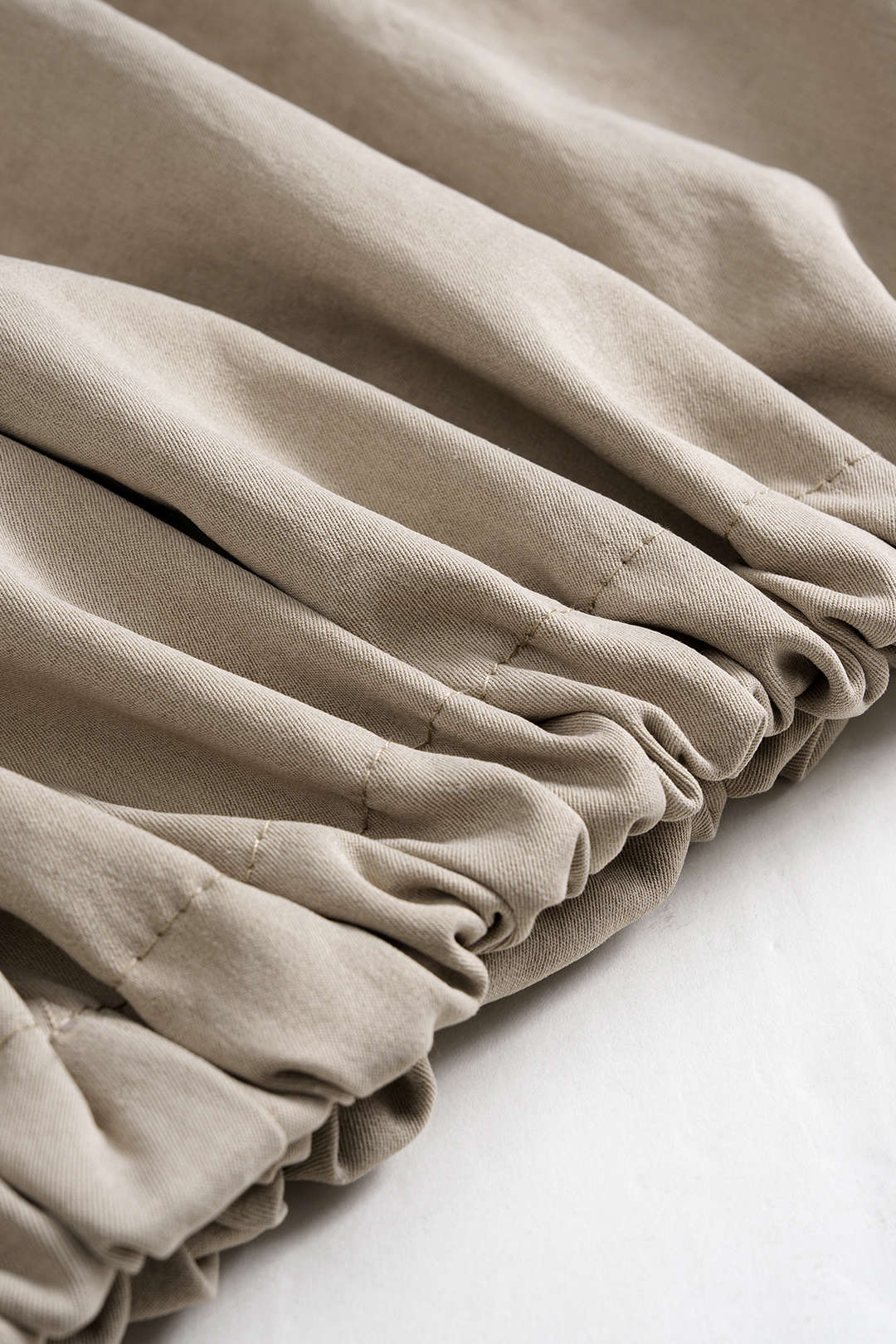 Solid Ruched Lantern Shorts