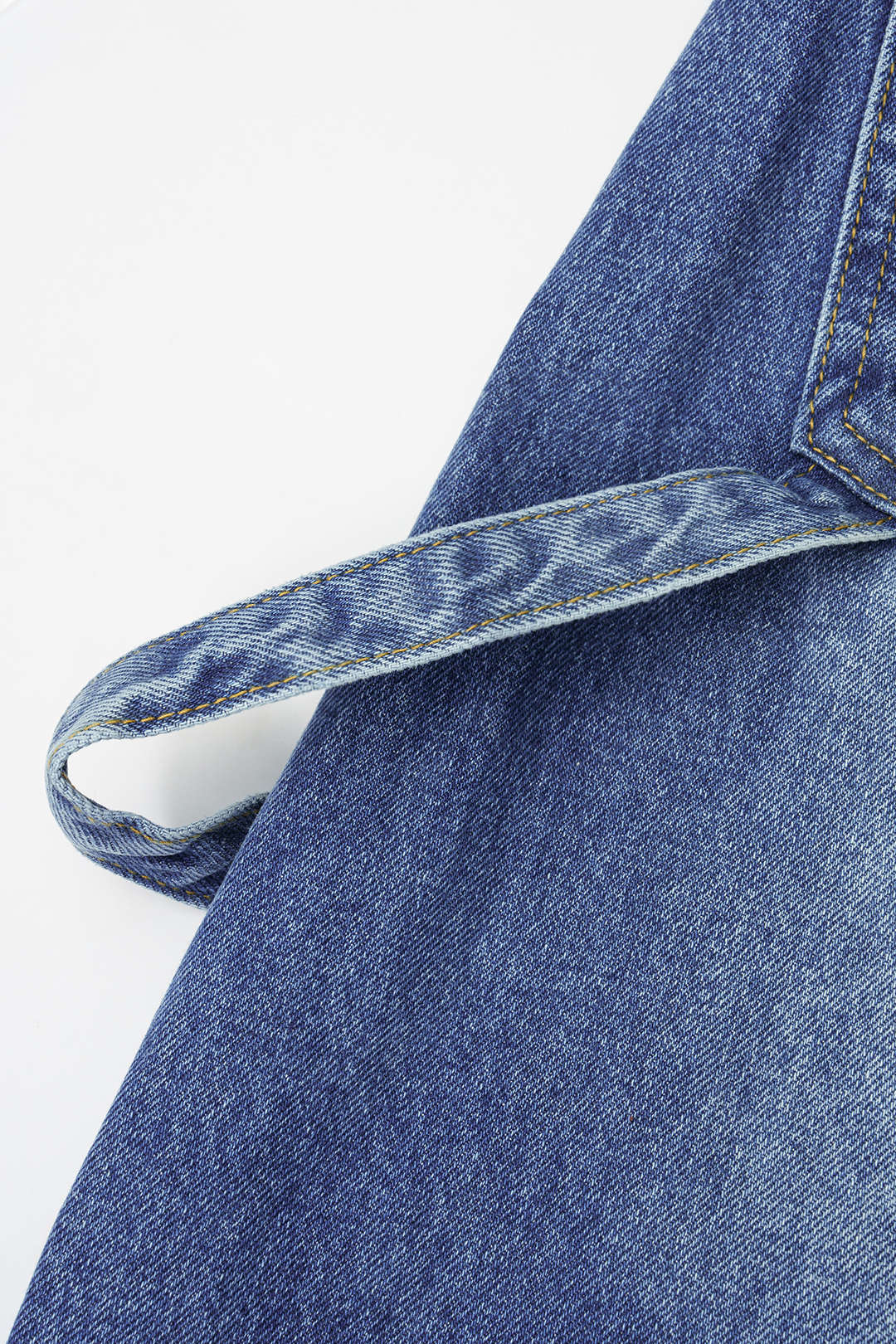 Denim Pocket Barrel Jeans