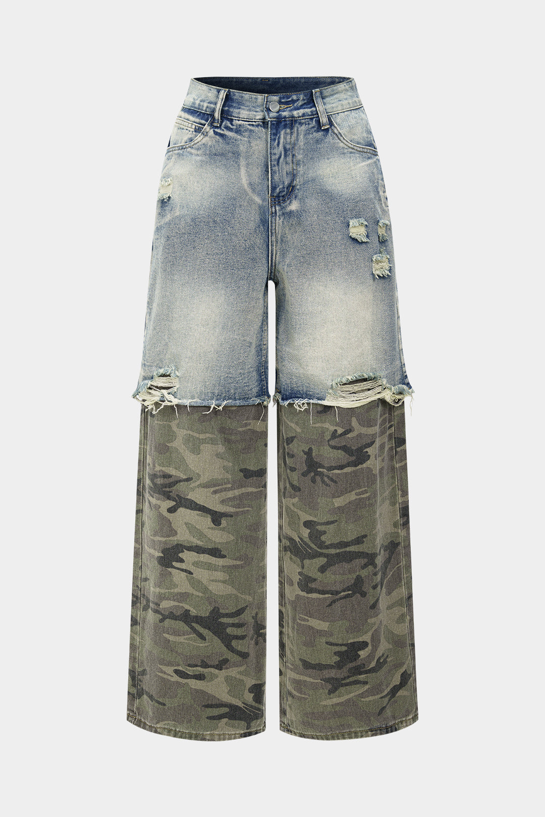 Camo-kuvioiset denim-patchwork-farkut, joissa on napitaskut