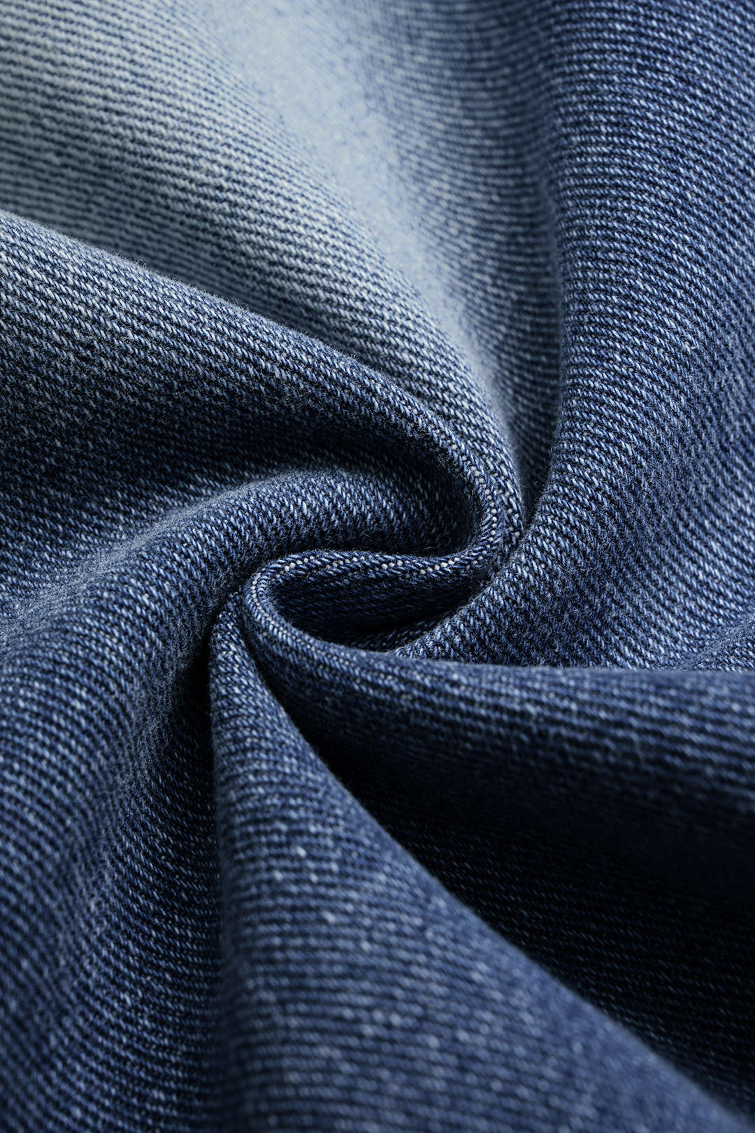 Denim-shortsit, joissa on vyö ja taskut