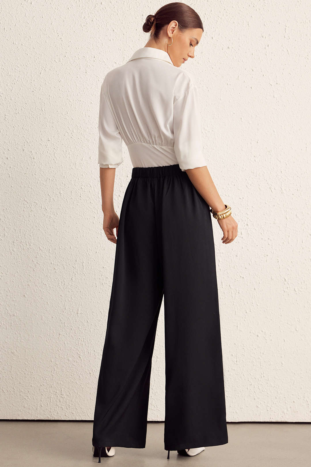 Solid Belted Wide-Leg Pants