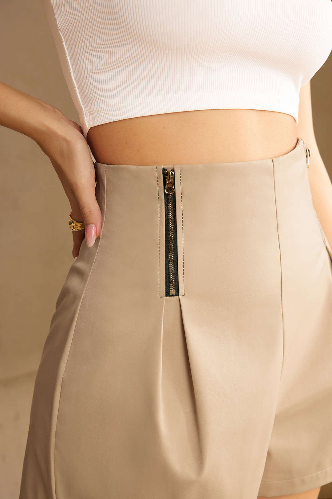 High Waist Ruched Zipper Shorts