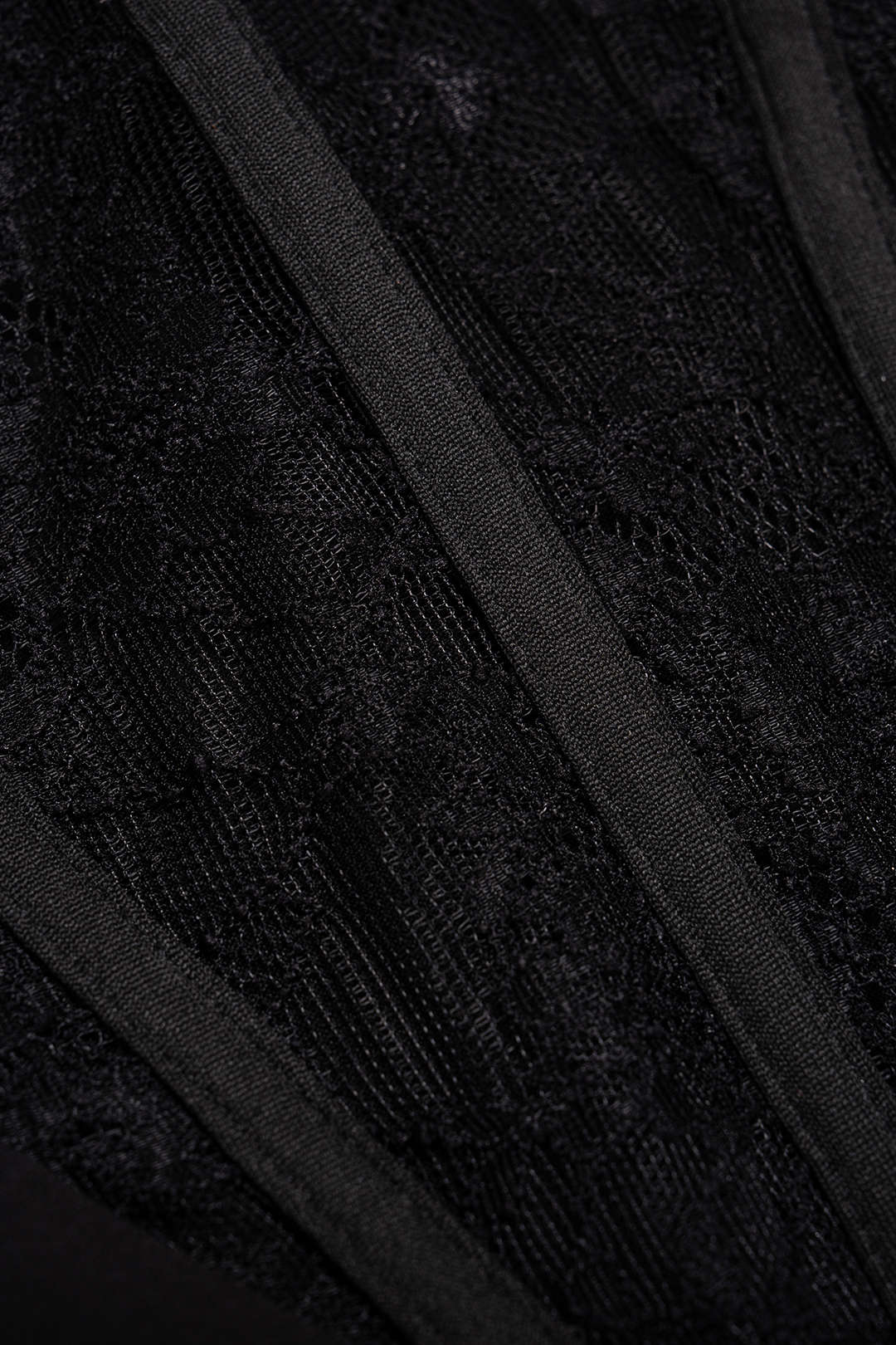 Sifonki-patchwork-pitsikorsetti, epäsymmetrinen, rypytetty, hihaton minipuku